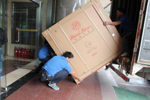 章丘钢琴贵重工艺品无忧运